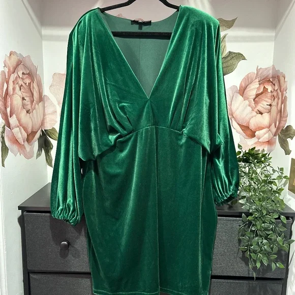 green split maxi dress CULT MIA X STOLEN STORES RUFFLE SPLIT DRESS IN GREEN | CULT MIA